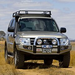 Sahara Bumper Pajero 07-11