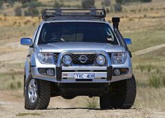 Sahara Bumper D40 Pathfinder (Spanish Built Models)