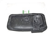 AWR3286 - COVER - TRANSM. GEAR LEVER APERTURE