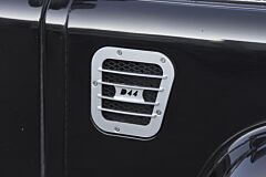 D44 - Defender Side Vent Right Silver & Black