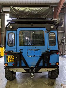 D44 - Defender Swing Away Wheel Carrier
