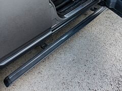 Discovery 4 Retractable Electric Side Step Kit