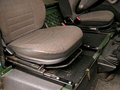DEFENDER SEAT RAISING KIT