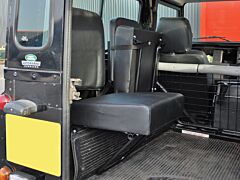 REAR INWARD FACING SEAT BLACK - SERIES - DEF TO 2007