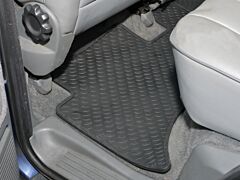RUBBER MAT SET REAR R/ROVER 1994-2003