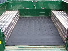 Defender 90 Loadspace Mat DA4470 