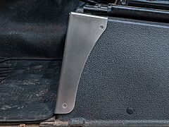 BRUSHED STAINLESS SEAT BOX CORNER PROTECTORS - PAIR - DEF
