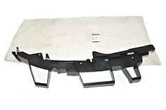 LR013864 - BRACKET - BUMPER MOUNTING
