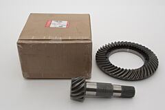 LR027527 - GEAR AND PINION - DRIVING