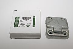 LR074026 - HINGE - DOOR