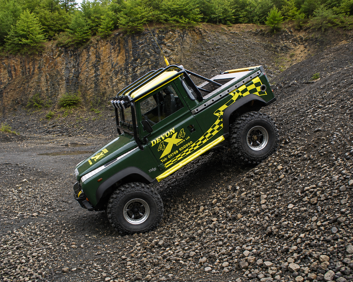 Land Rover Defender 90 information hub