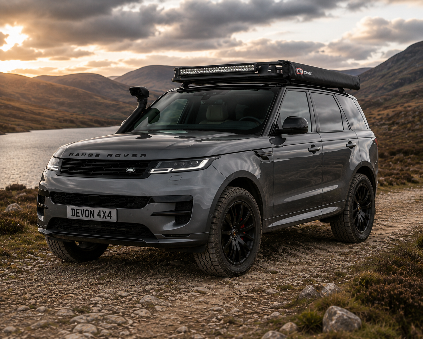 Range Rover Sport L461 information hub
